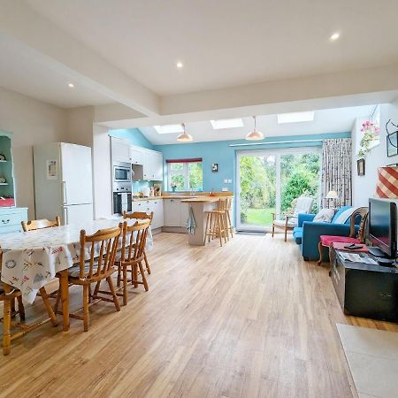 Thorney Road Villa Emsworth Esterno foto